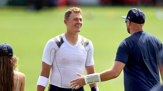 Bedard: Patriots Camp Report 08.17.22 - Inconsistent day for offense; Belichick calling plays? taken at Gillette Stadium (Patriots)